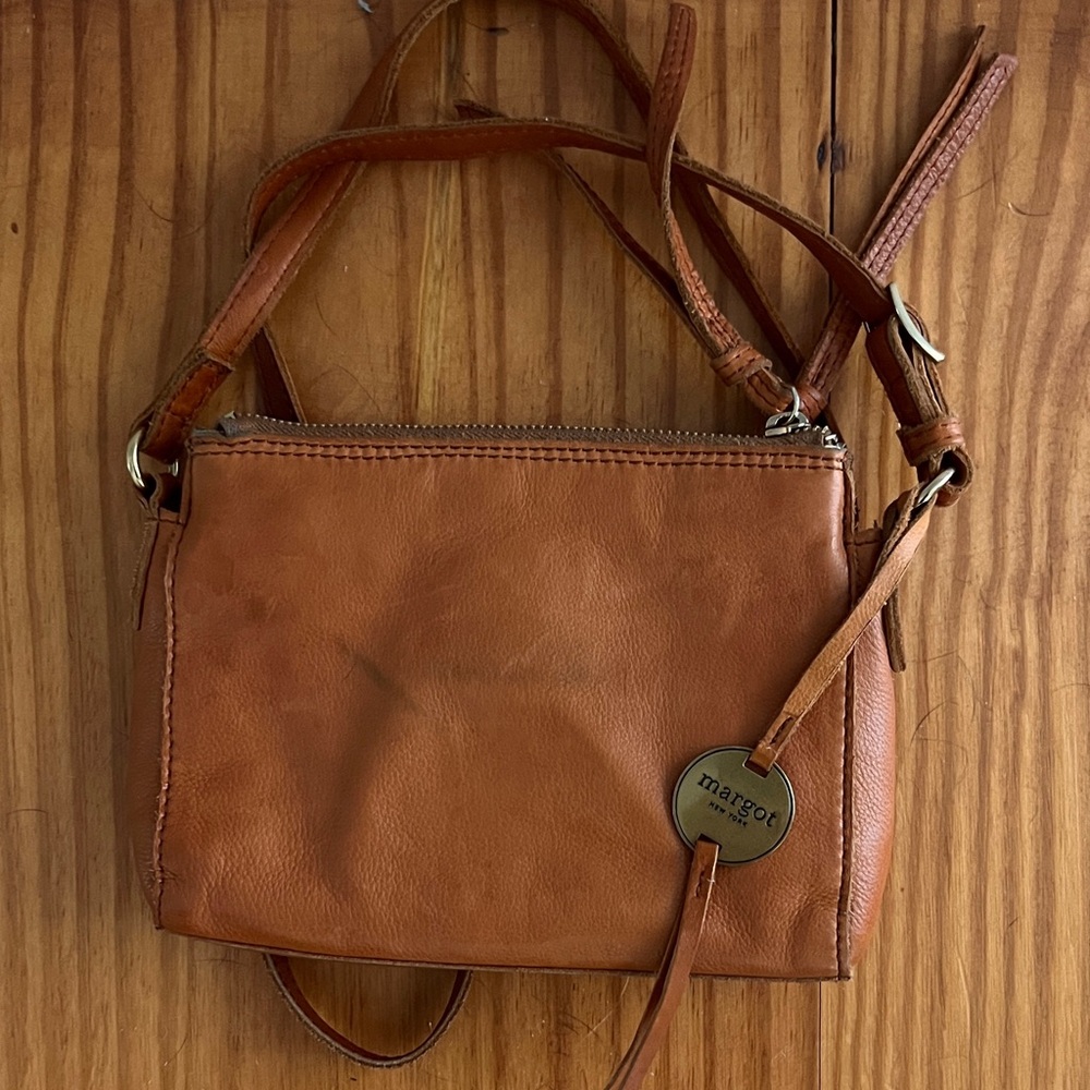 Margot New York Mina Triple Zip Leather Crossbody Cognac - Picture 2 of 7